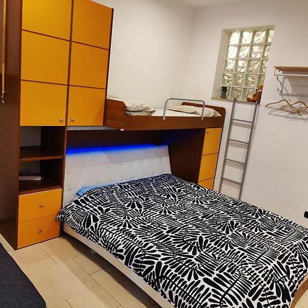Letto Ad Acqua H2Ome Lägenhet Bari Exteriör bild